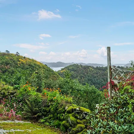 3 Bedroom Cozy In Hébergement de vacances