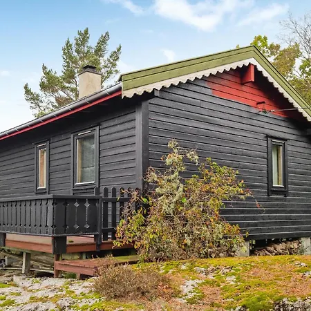 3 Bedroom Cozy In Farsund