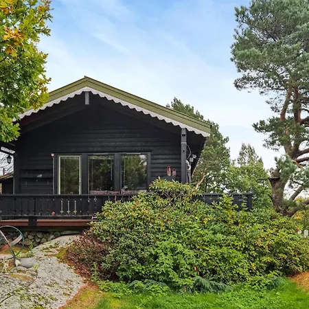 3 Bedroom Cozy In